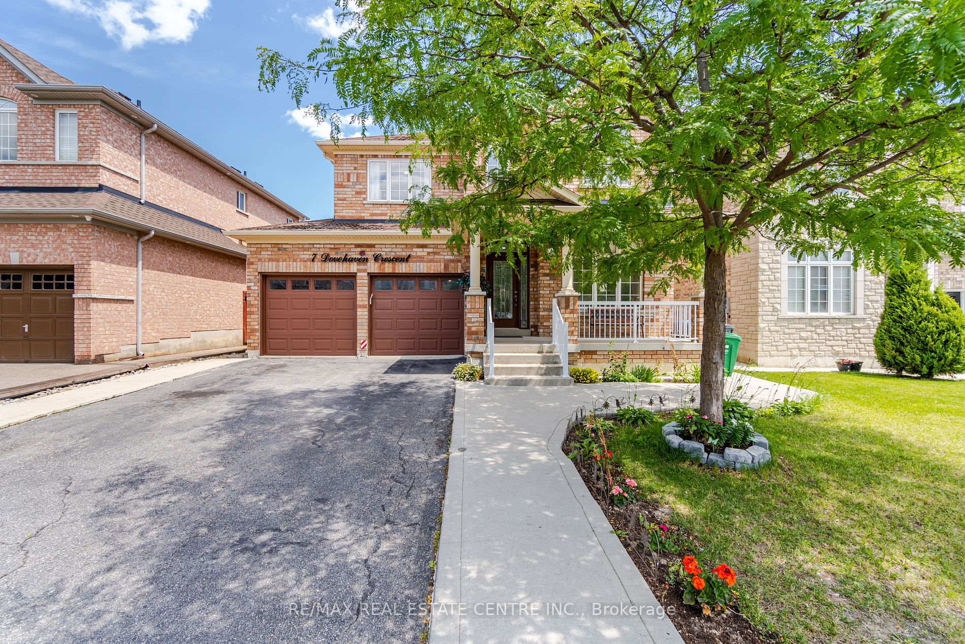 7 Dovehaven Cres