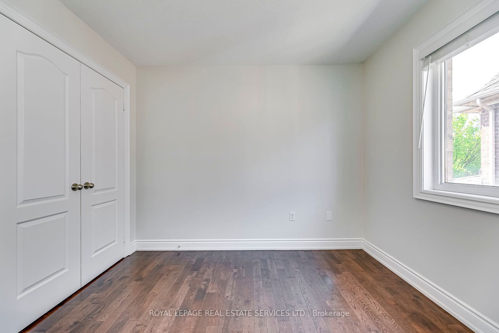 1152 Jezero Cres