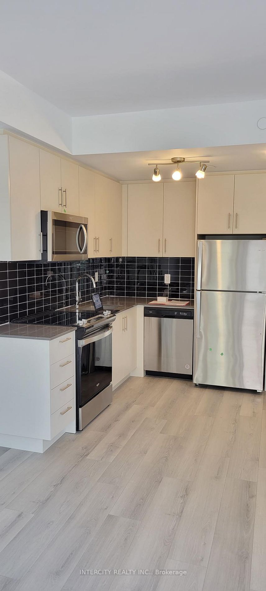 95 Attmar Drive, #204