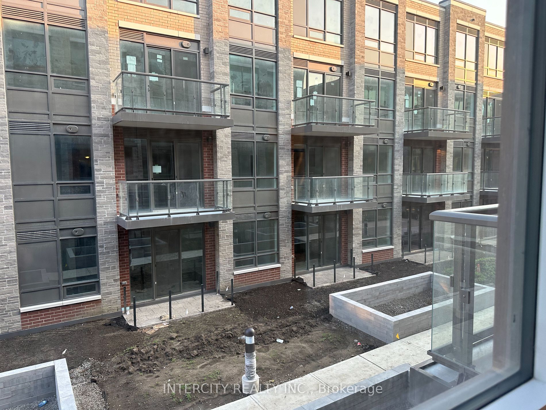 95 Attmar Drive, #204