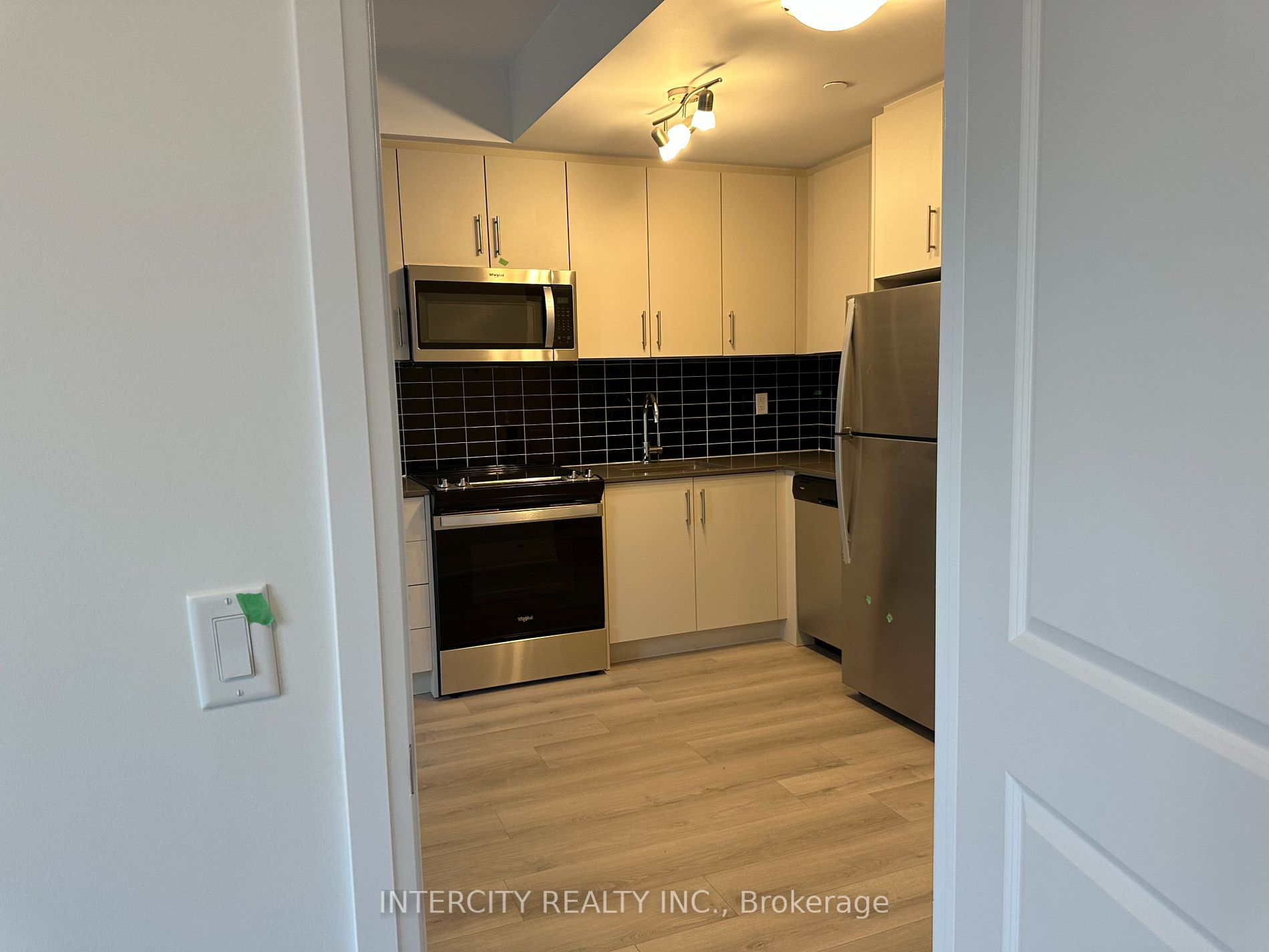 95 Attmar Drive, #204