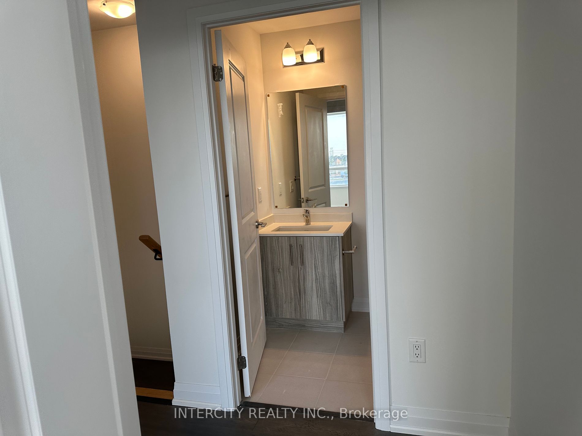 95 Attmar Dr, #307