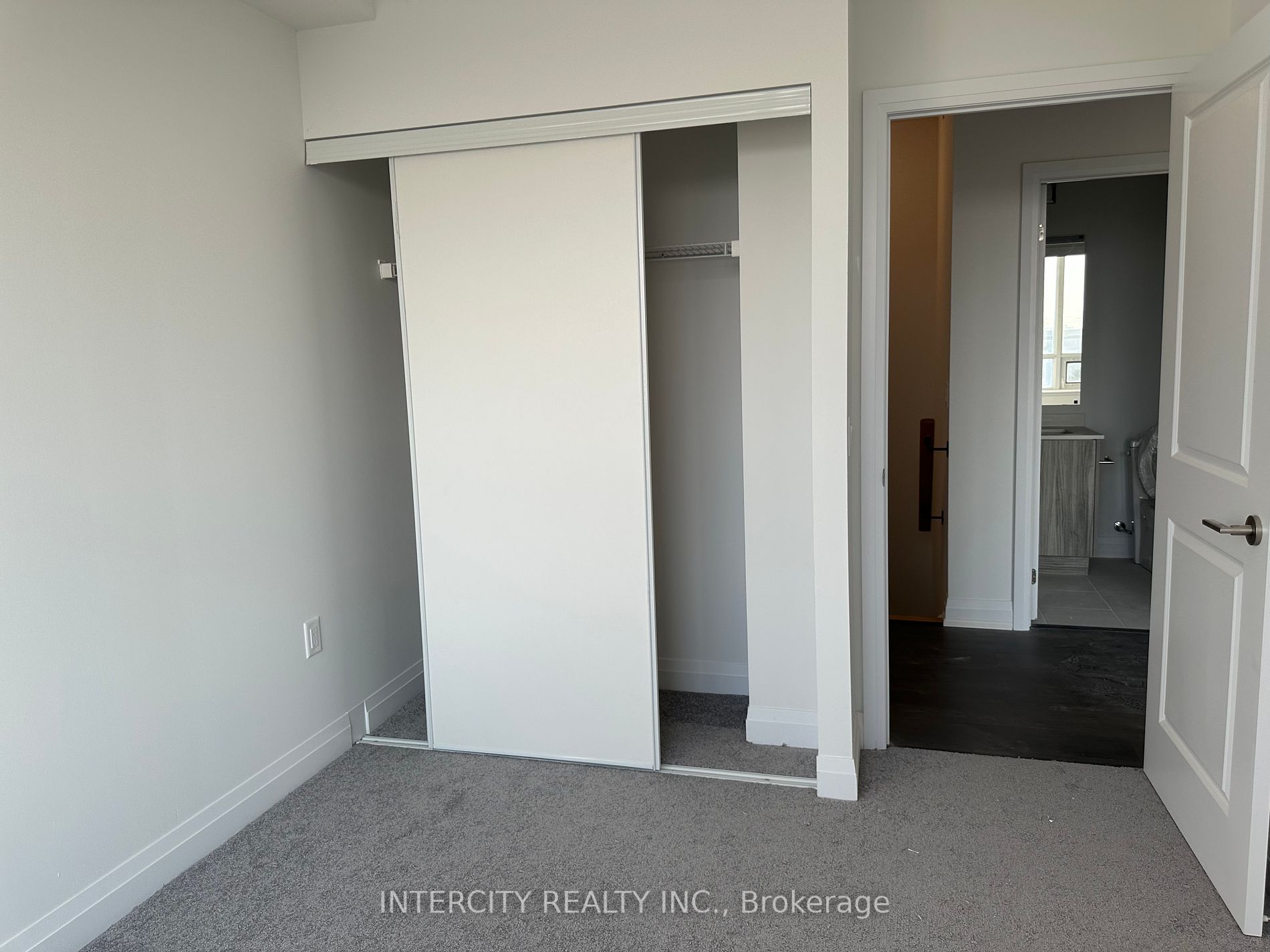95 Attmar Dr, #307