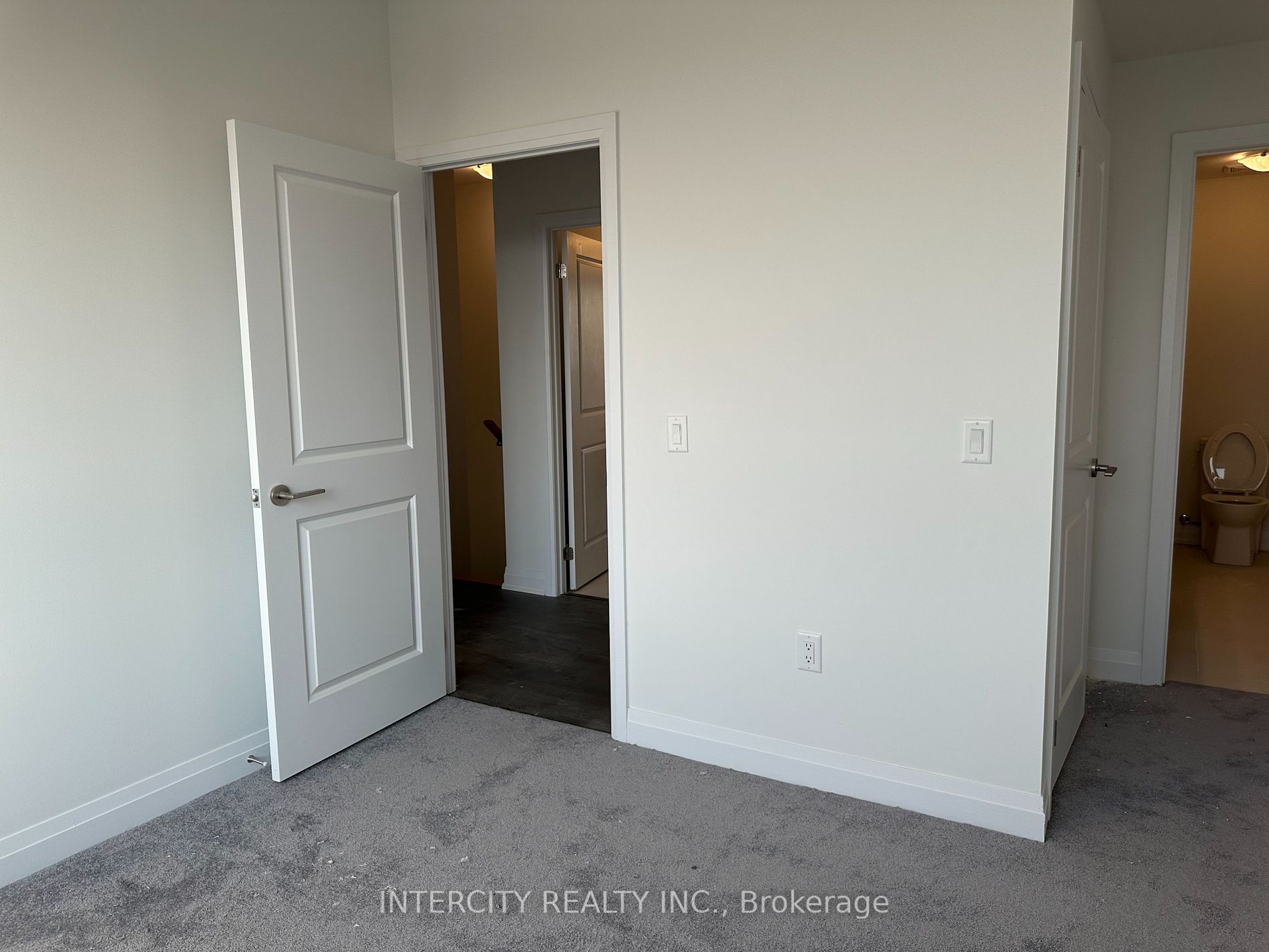 95 Attmar Dr, #307