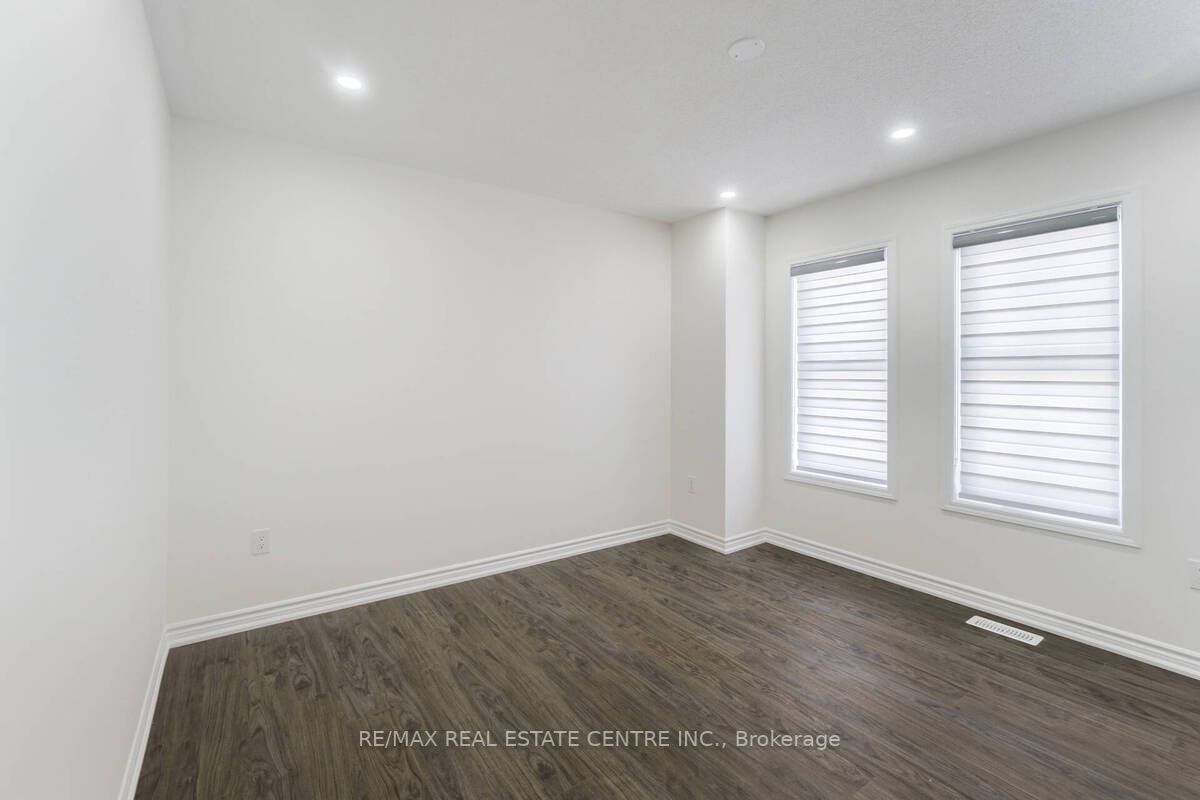 Listing W6652732 - Large Photo # 3