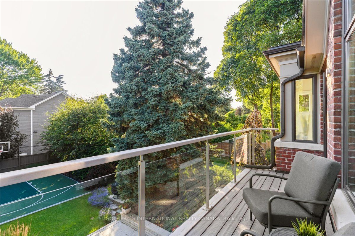 84 Kingsway Cres
