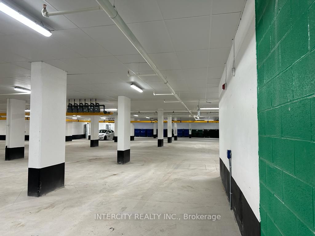 95 Attmar Drive, #204