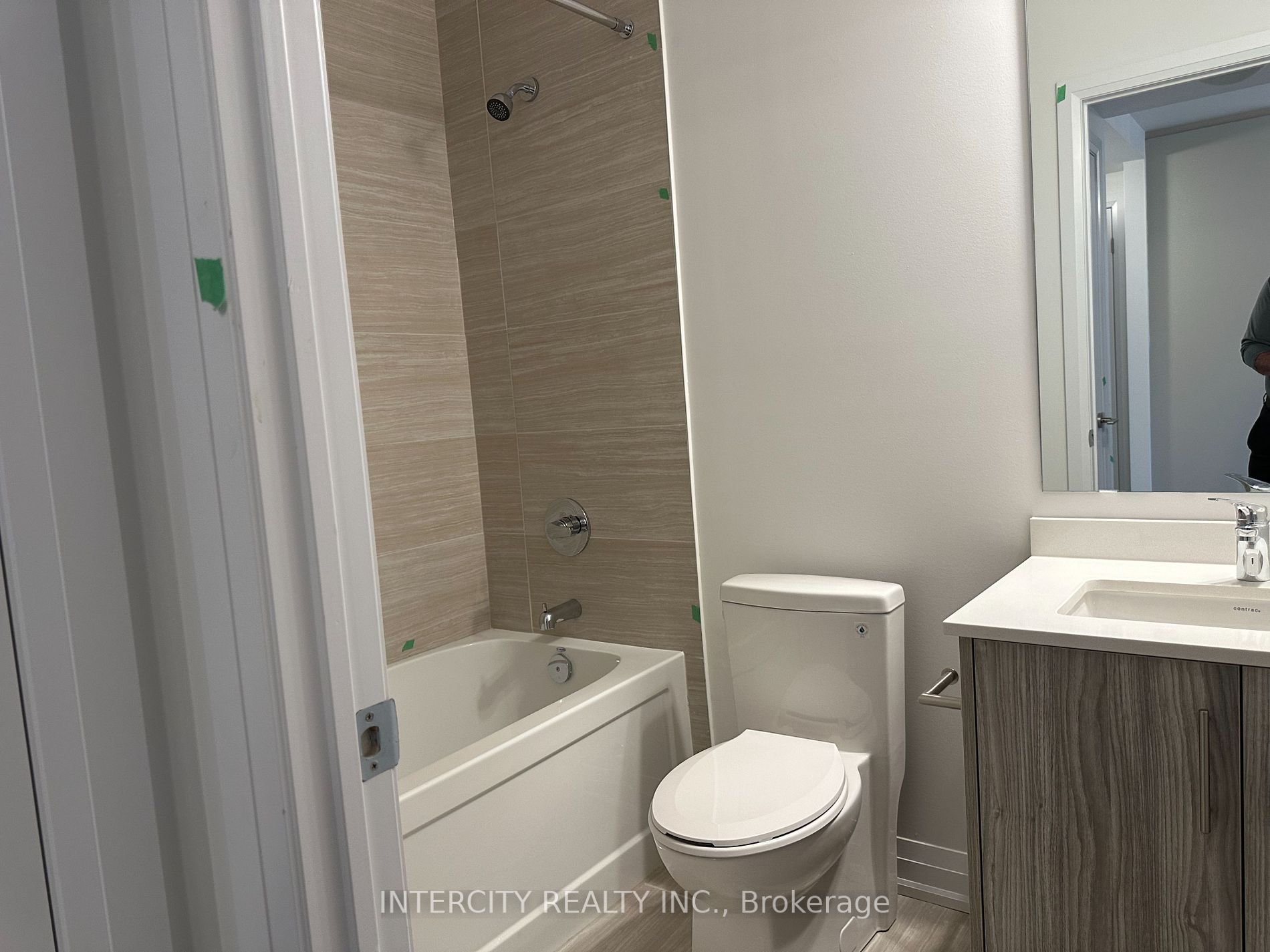 95 Attmar Drive, #204