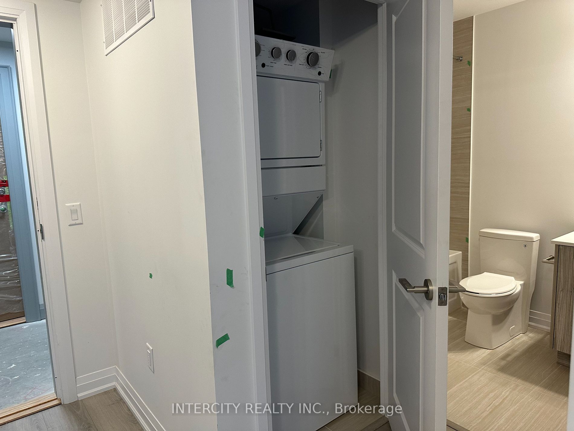 95 Attmar Drive, #204