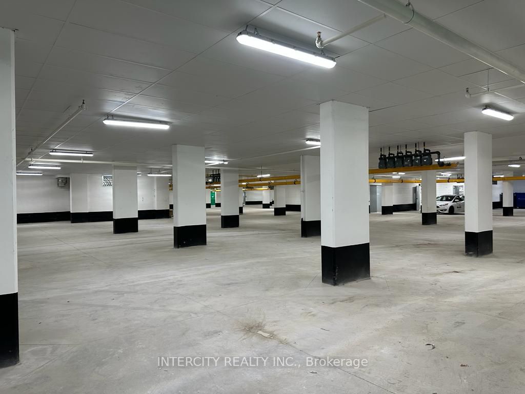 95 Attmar Drive, #204