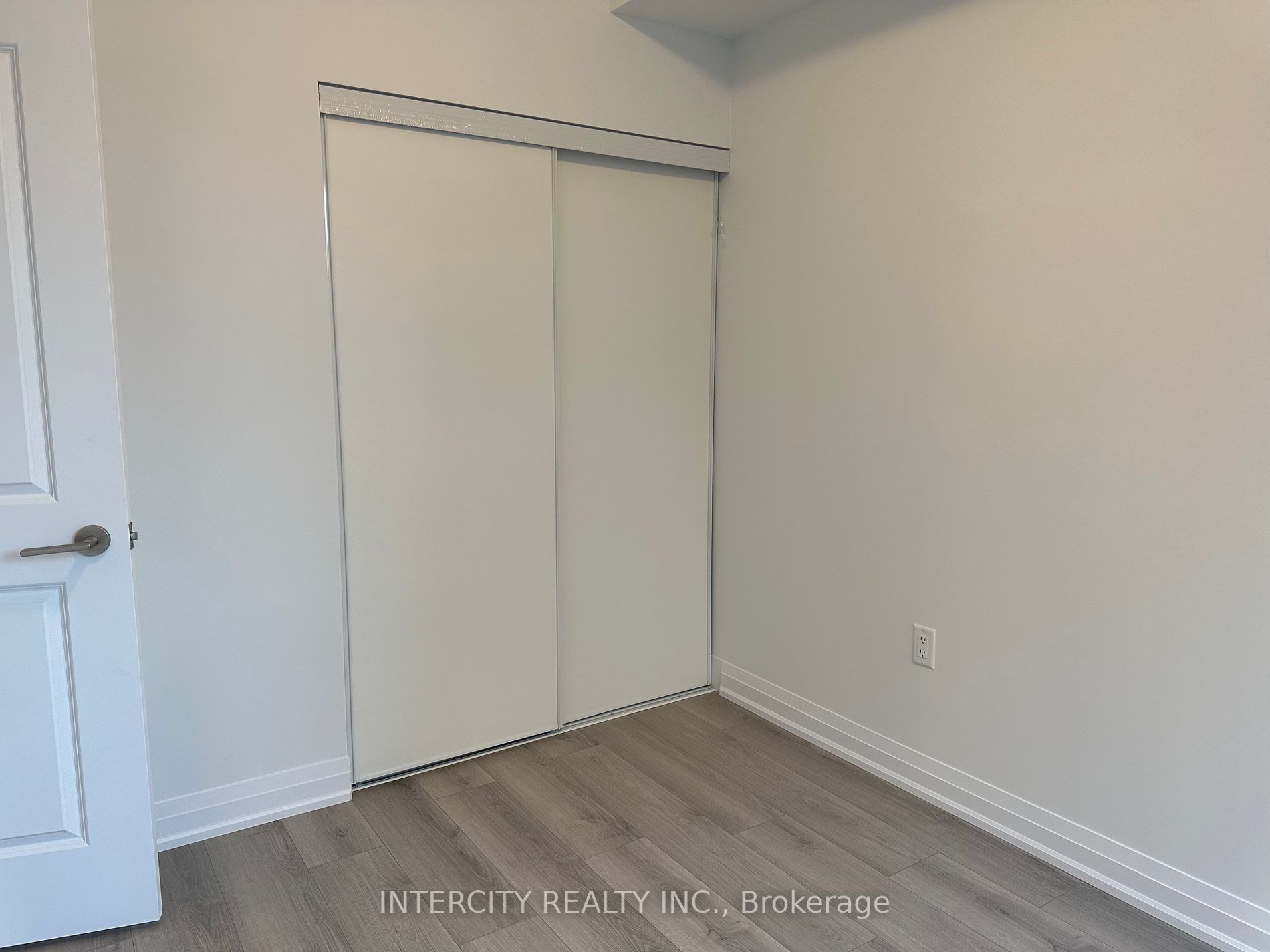 95 Attmar Drive, #204