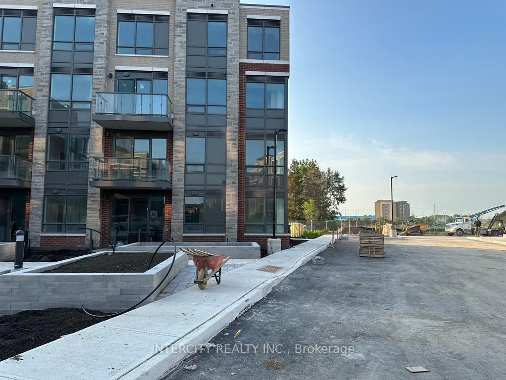 95 Attmar Drive, #204