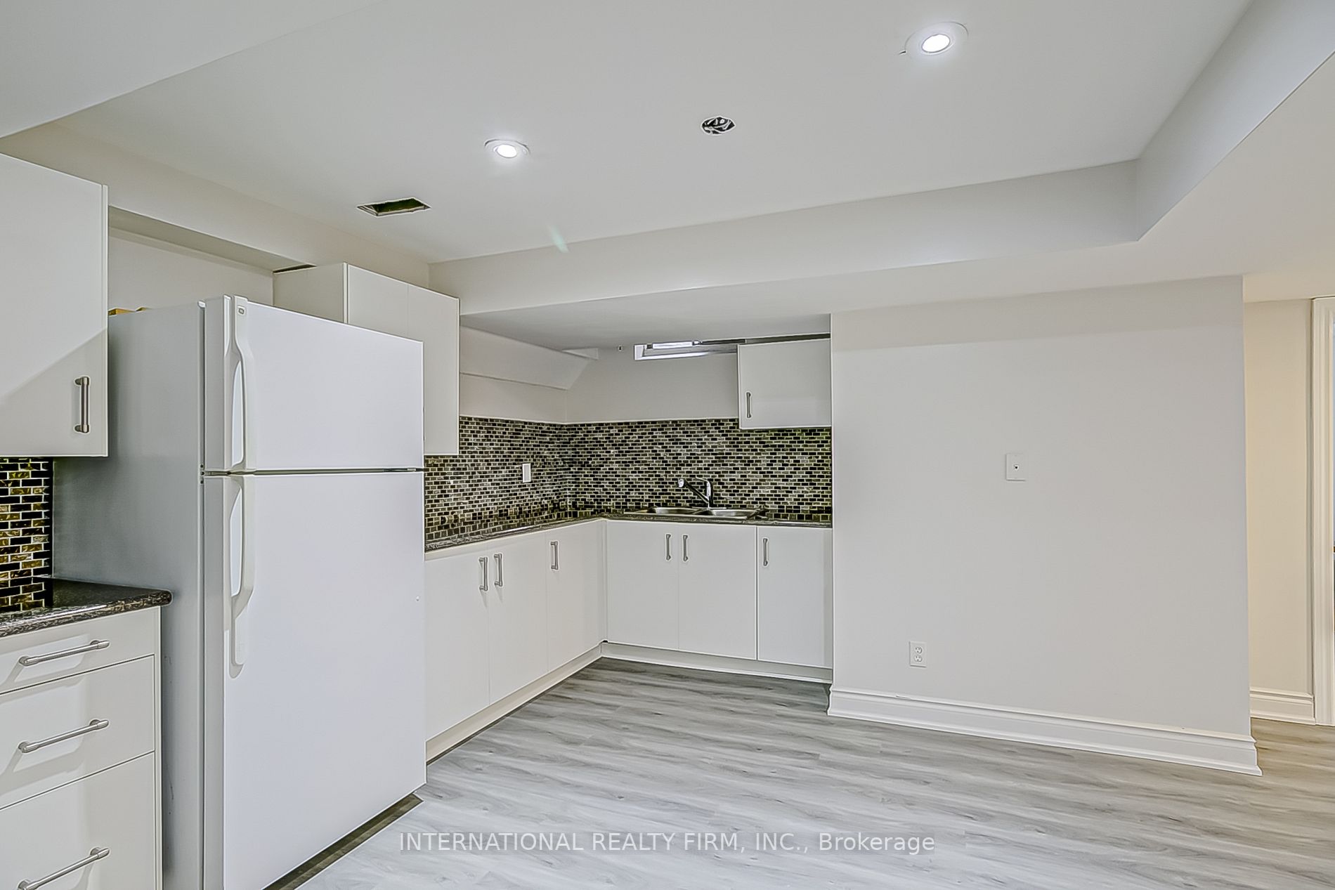 9 Driscoll Dr