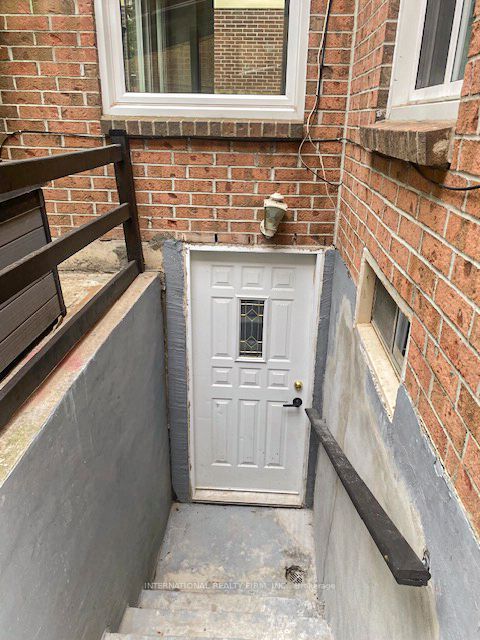 9 Driscoll Dr
