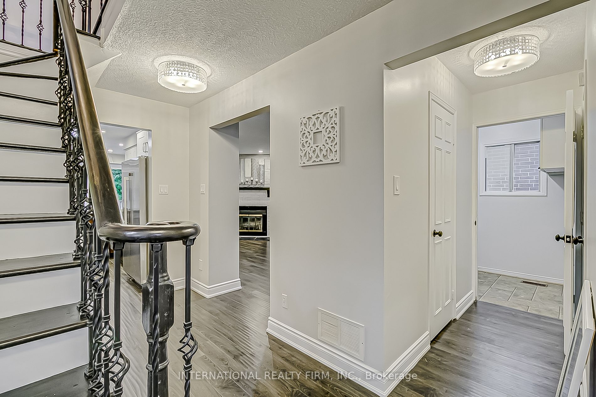 9 Driscoll Dr