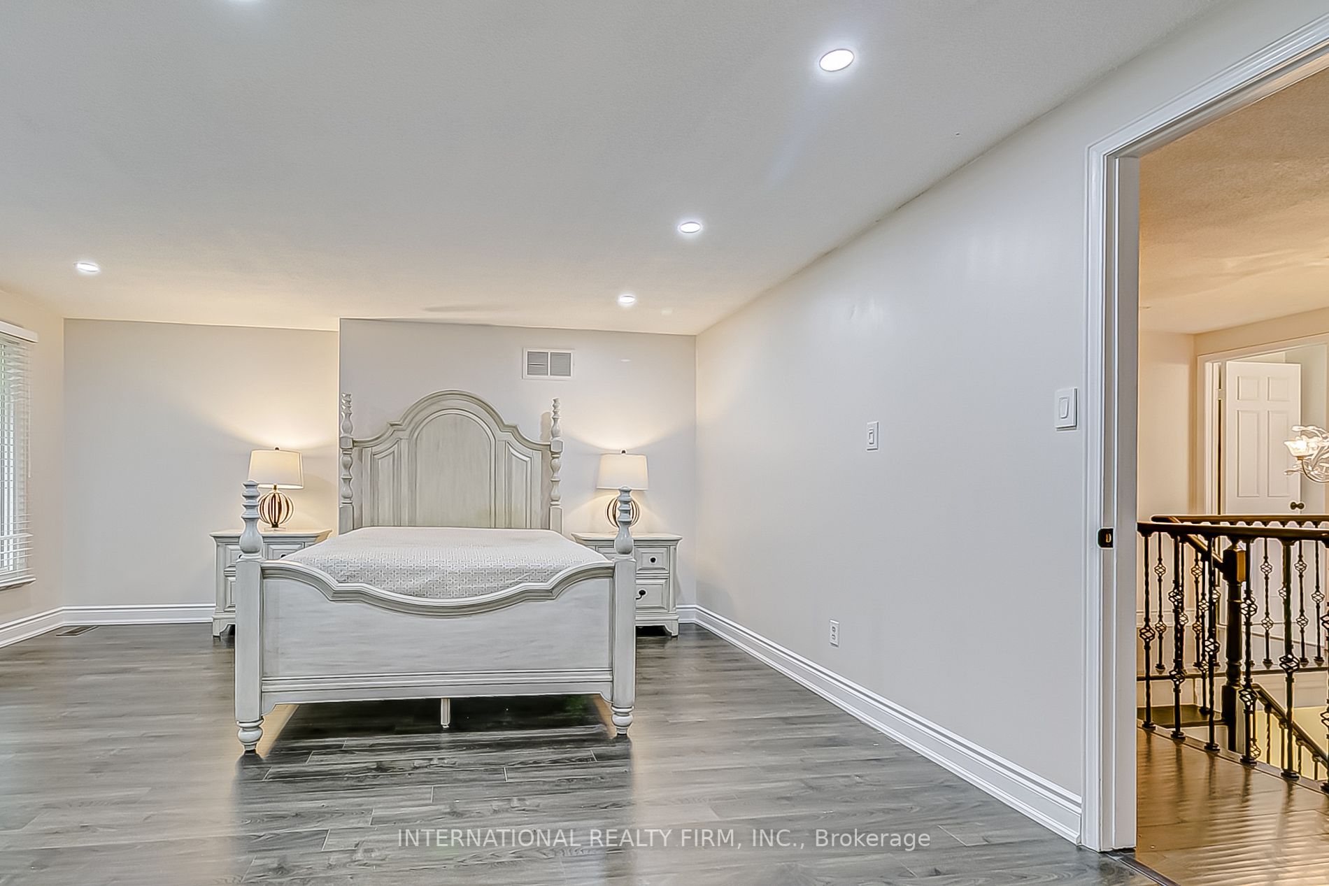9 Driscoll Dr