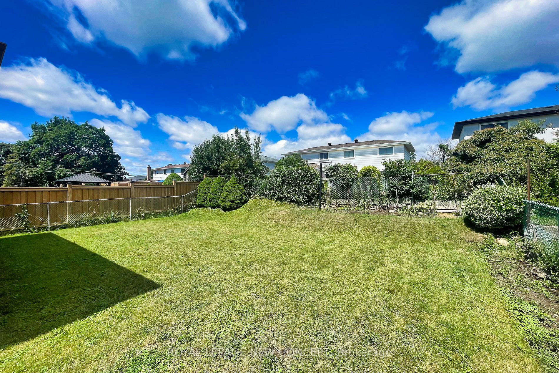 28 Longbourne Drive