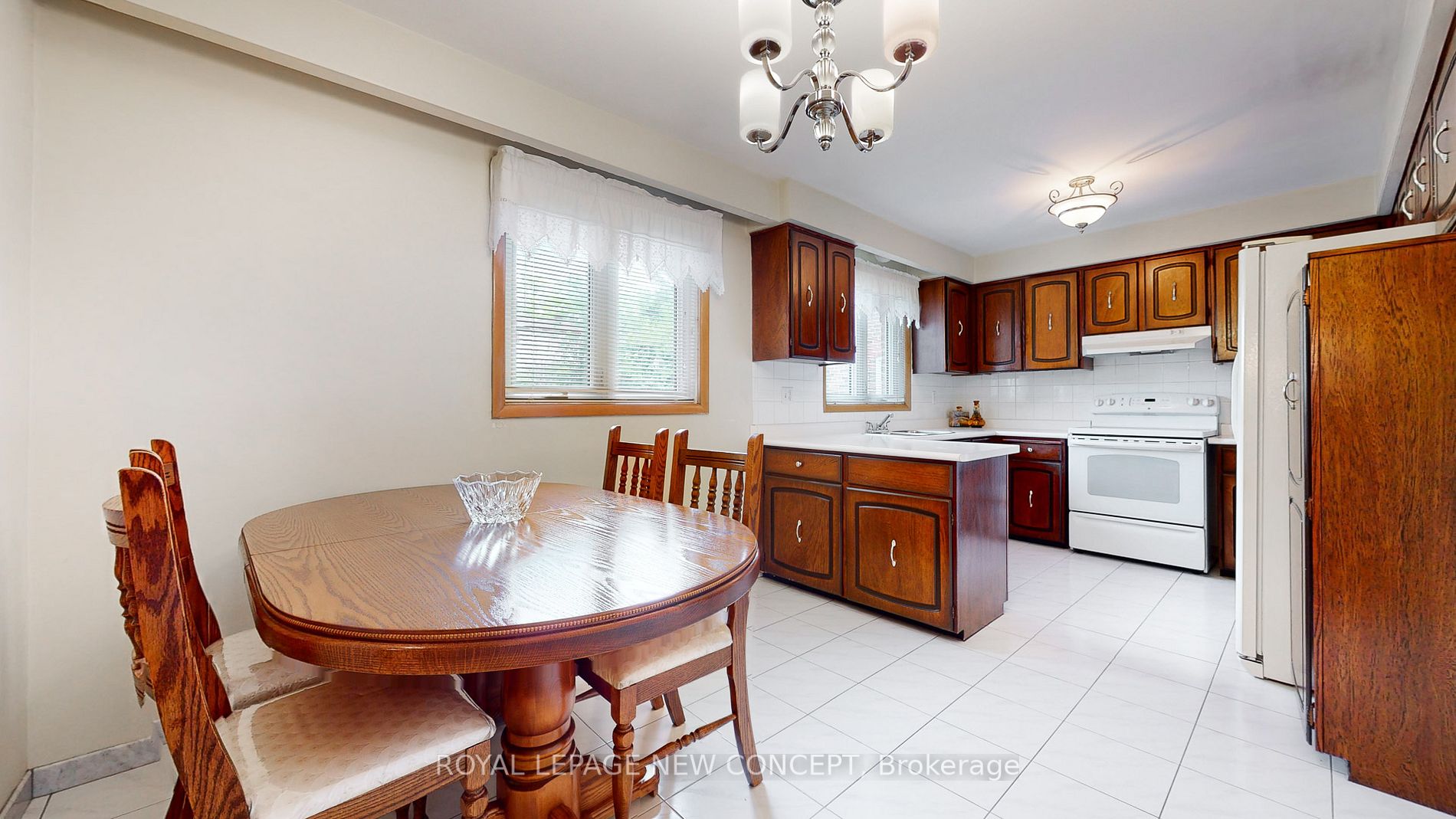 28 Longbourne Drive