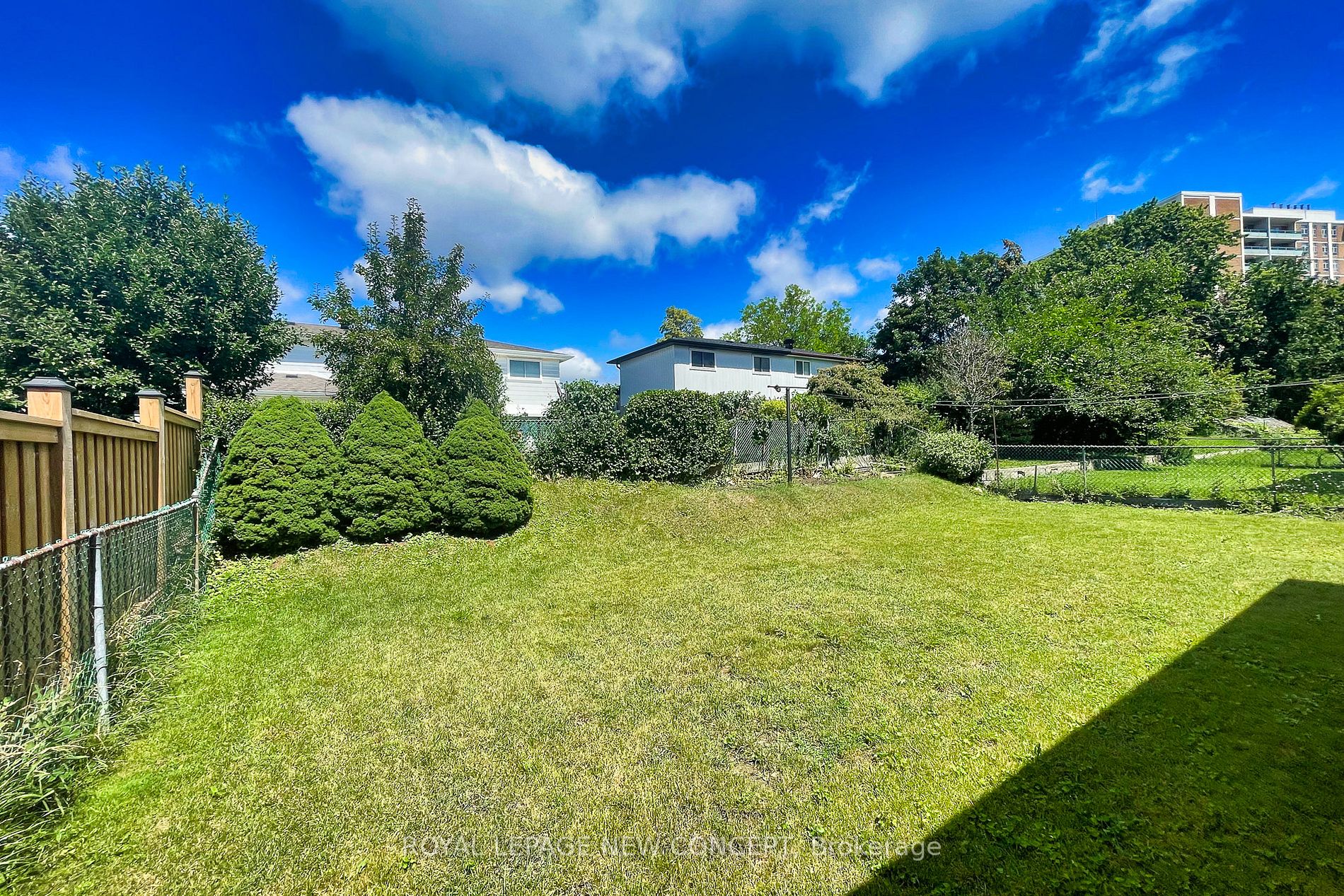 28 Longbourne Drive