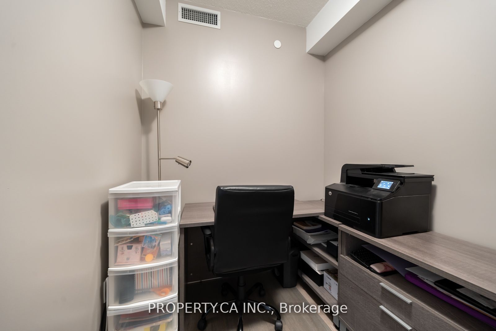 50 George Butchart Dr, #411
