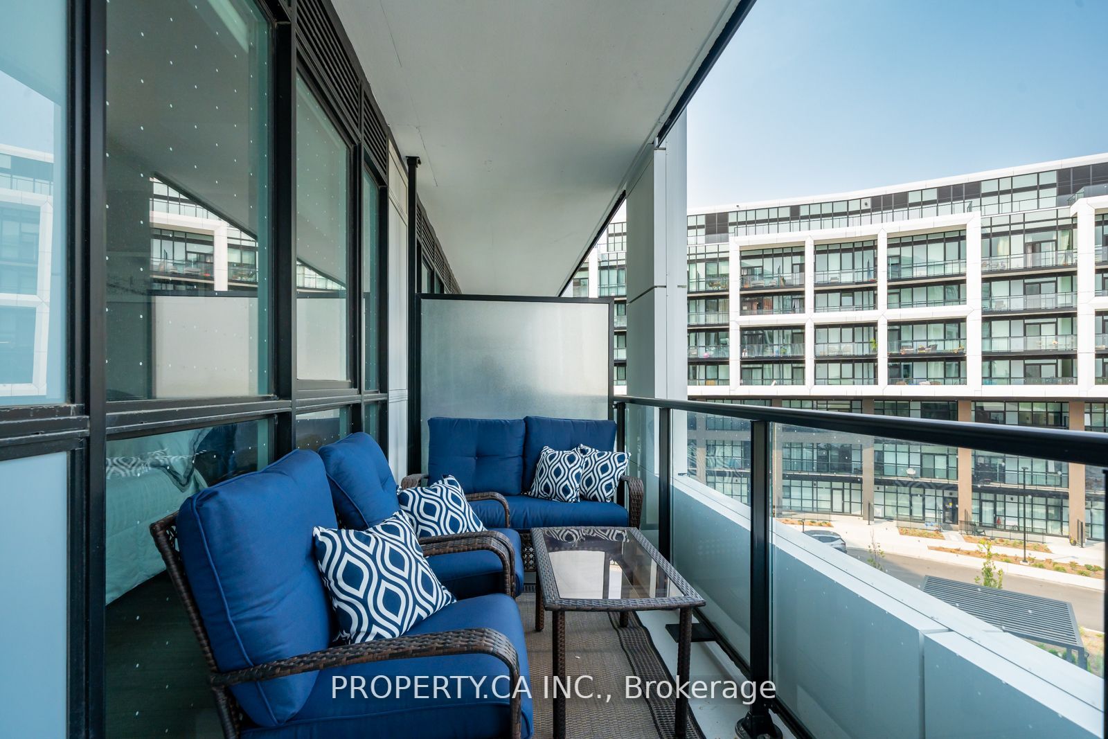 50 George Butchart Dr, #411
