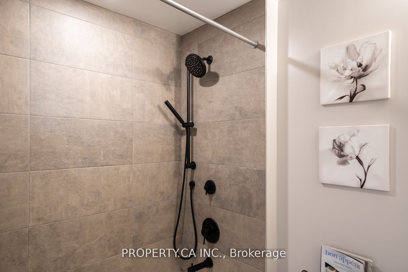 50 George Butchart Dr, #411
