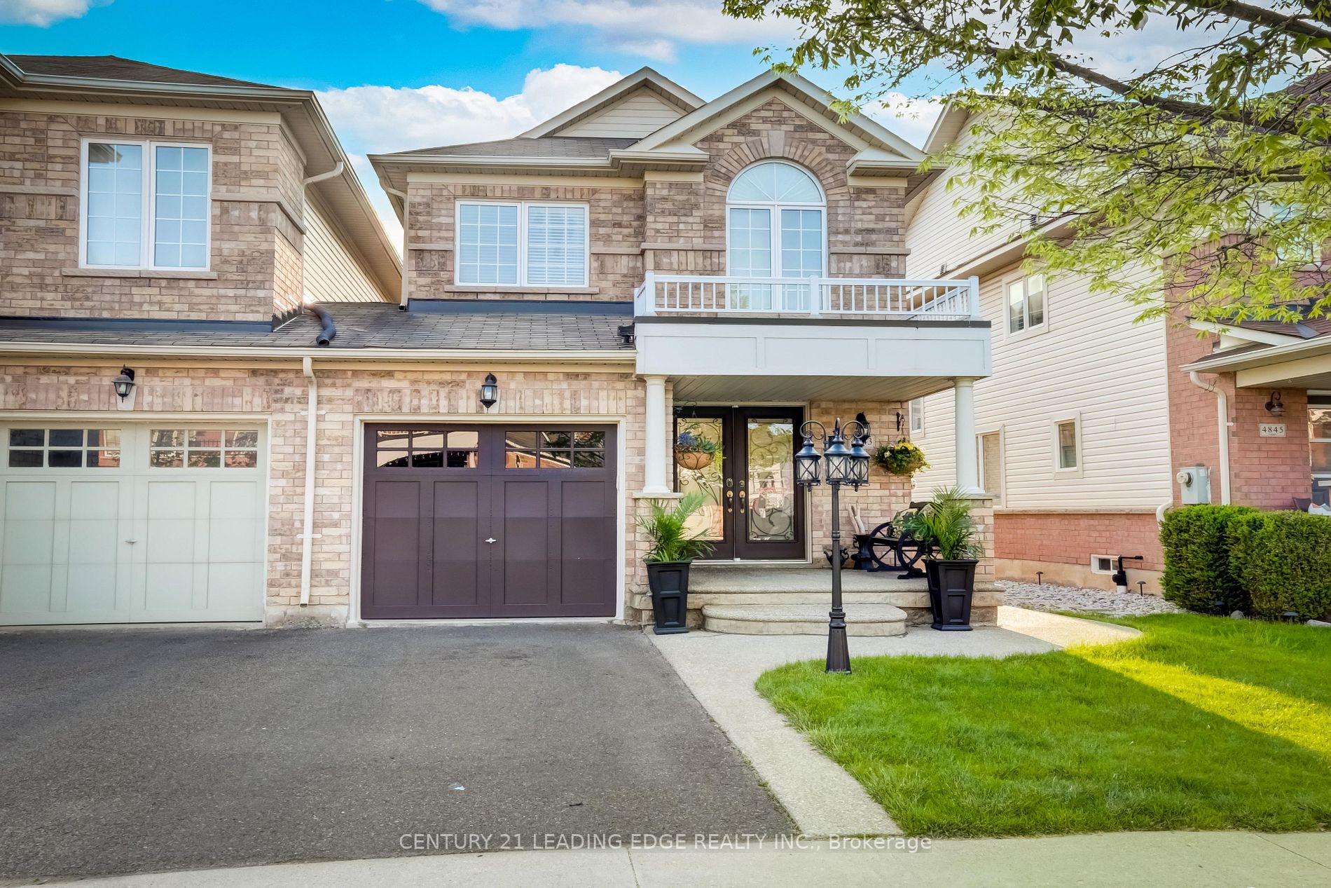 4843 Verdi St