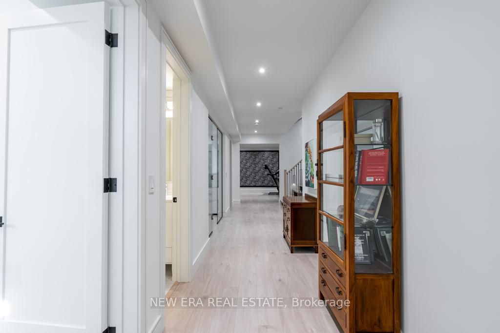 14 Edgecroft Rd