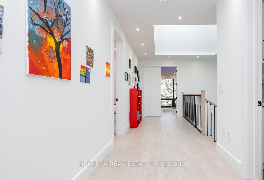 14 Edgecroft Rd