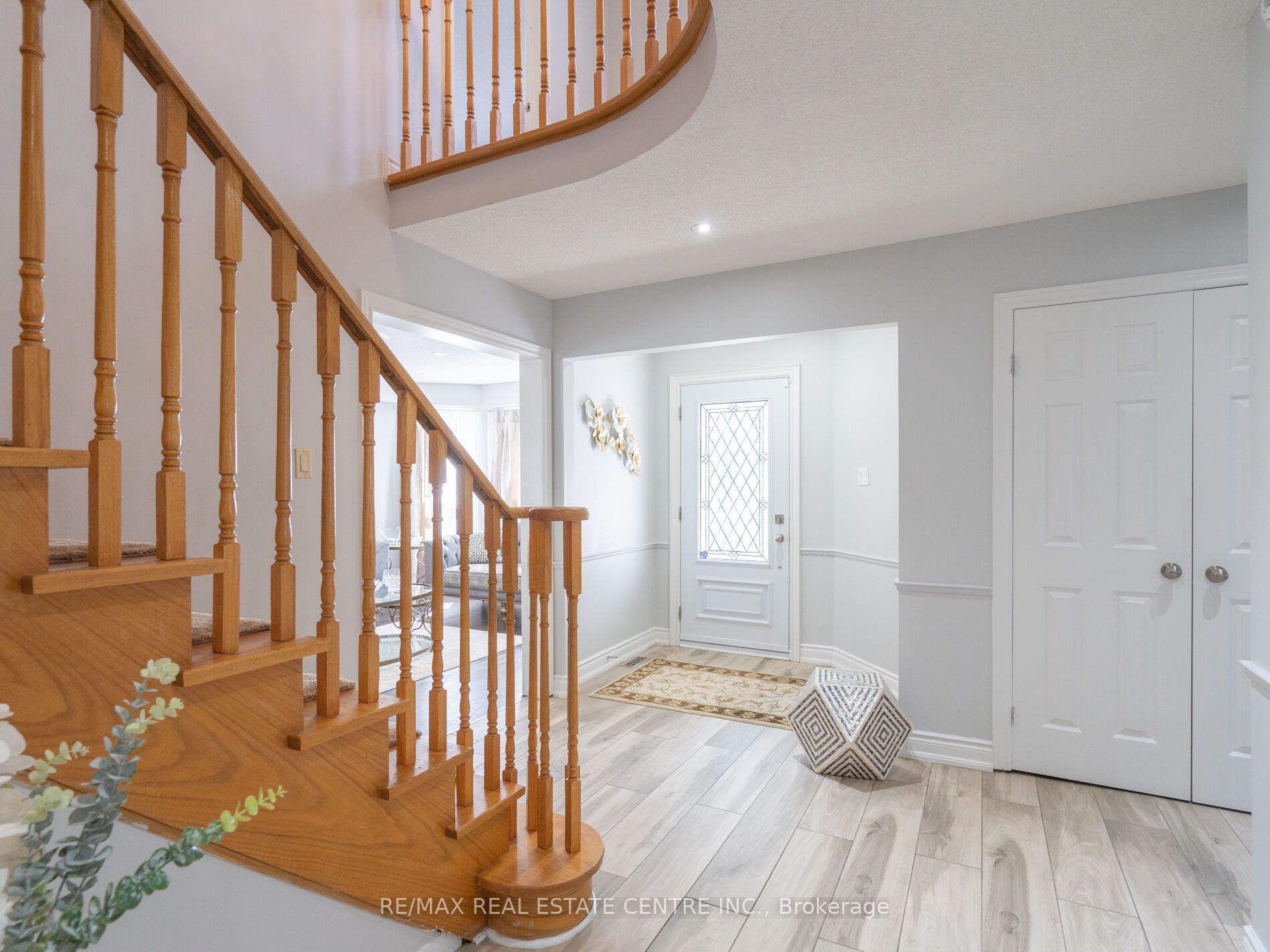 1442 Winterbourne Dr