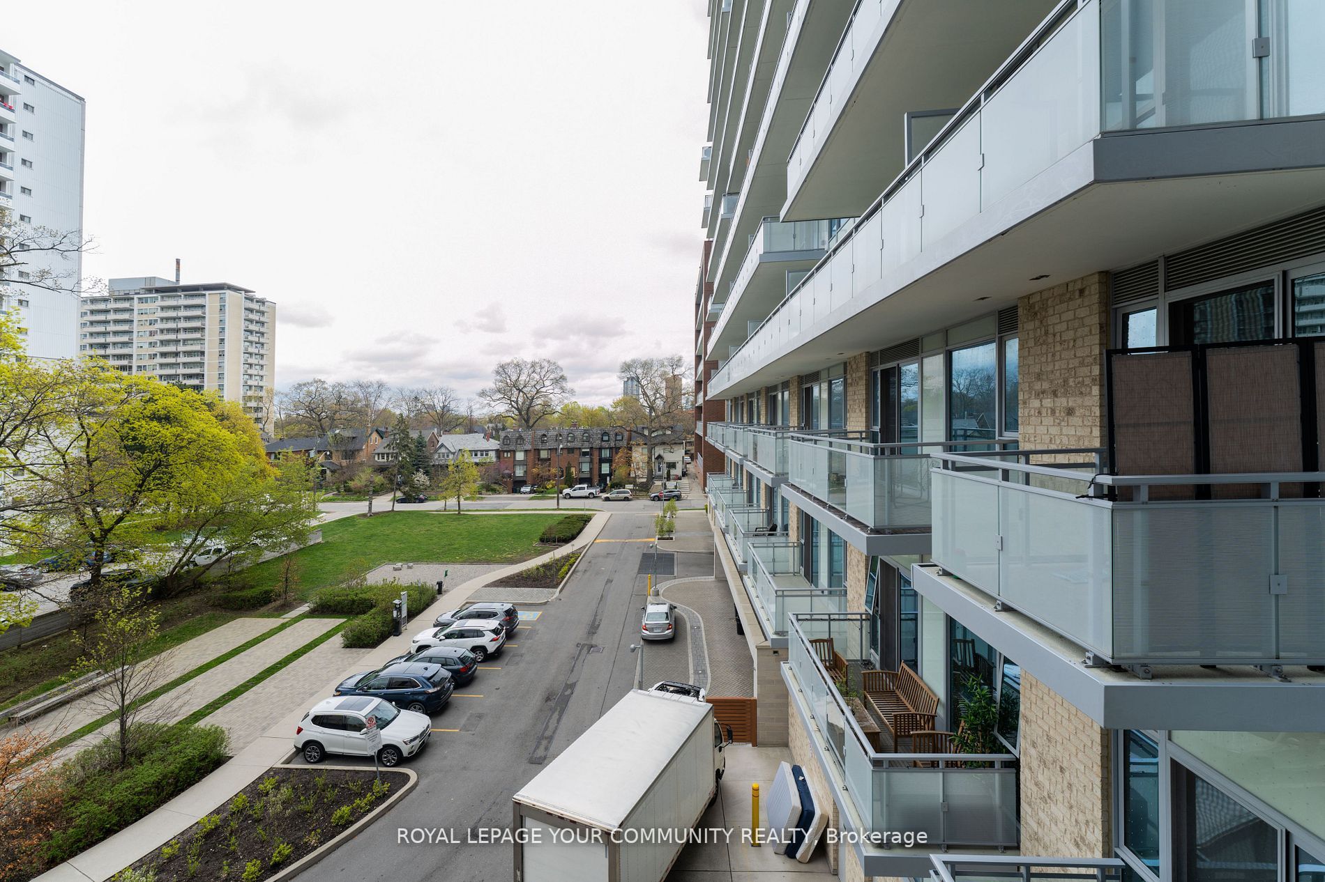1830 Bloor St W, #439