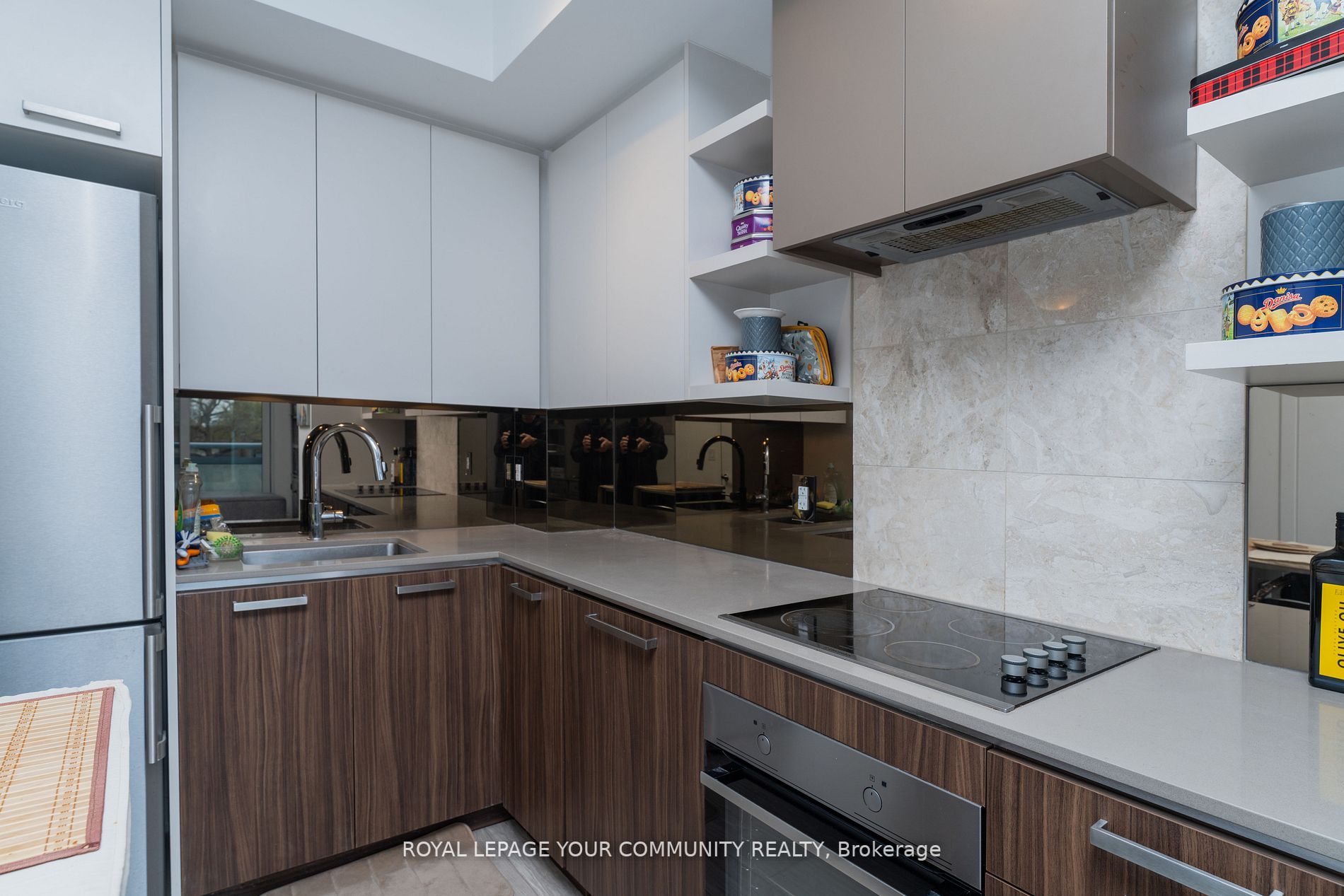 1830 Bloor St W, #439