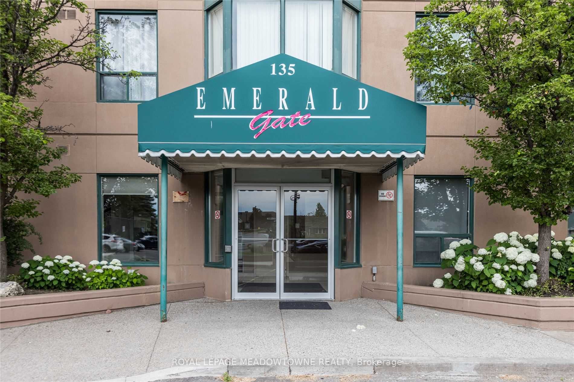 135 Hillcrest Avenue #901