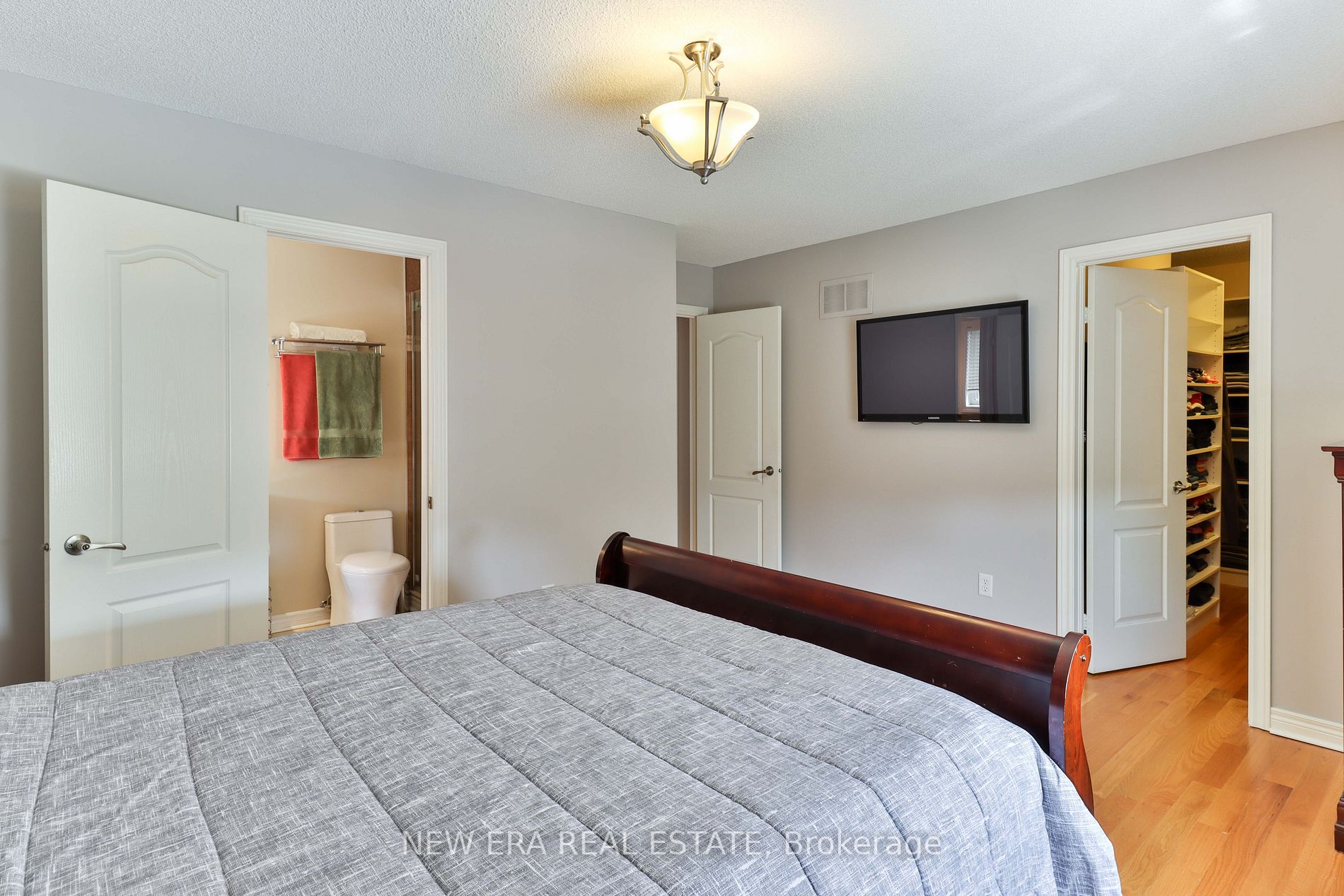 693 Gypsy Fly Cres