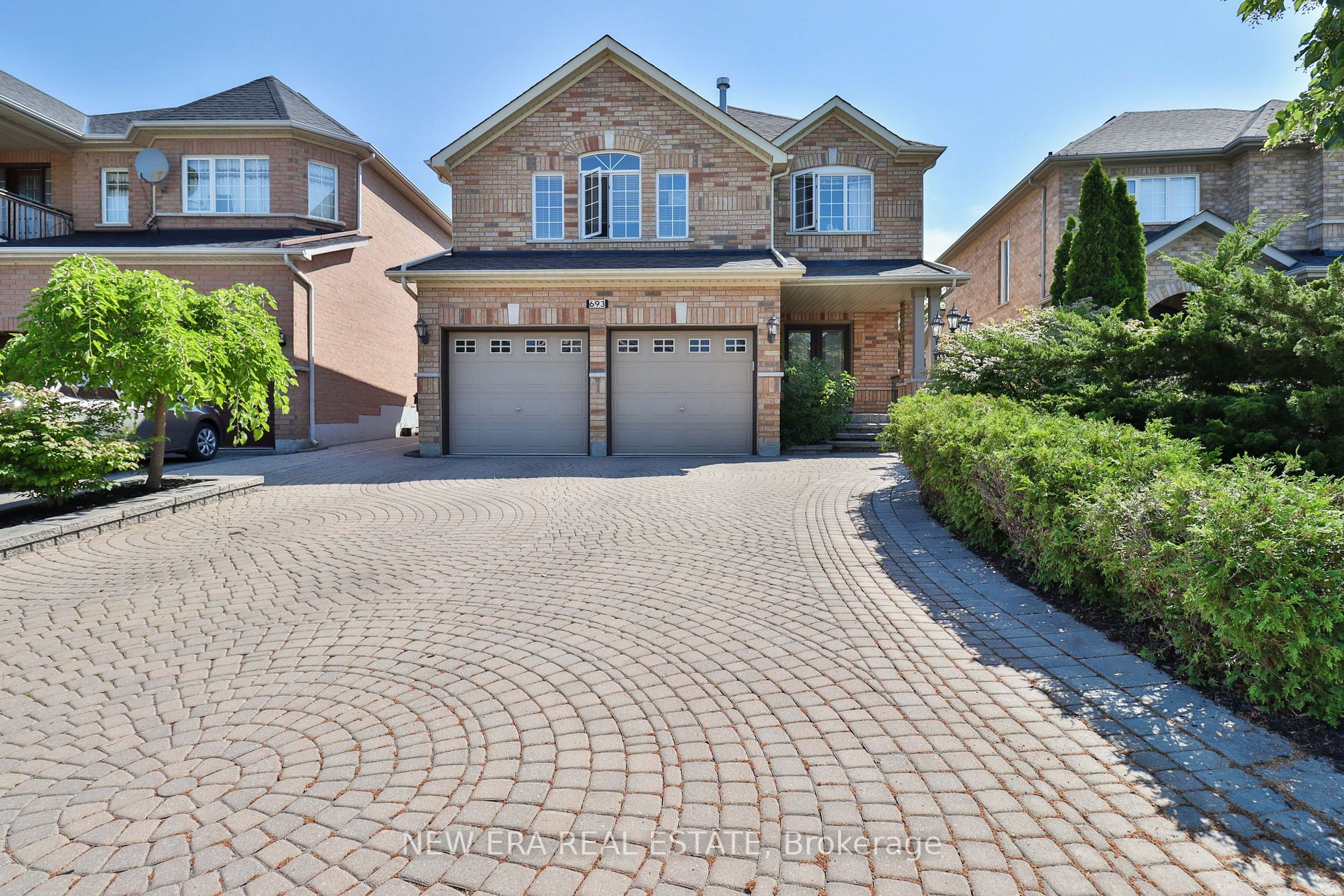 693 Gypsy Fly Cres