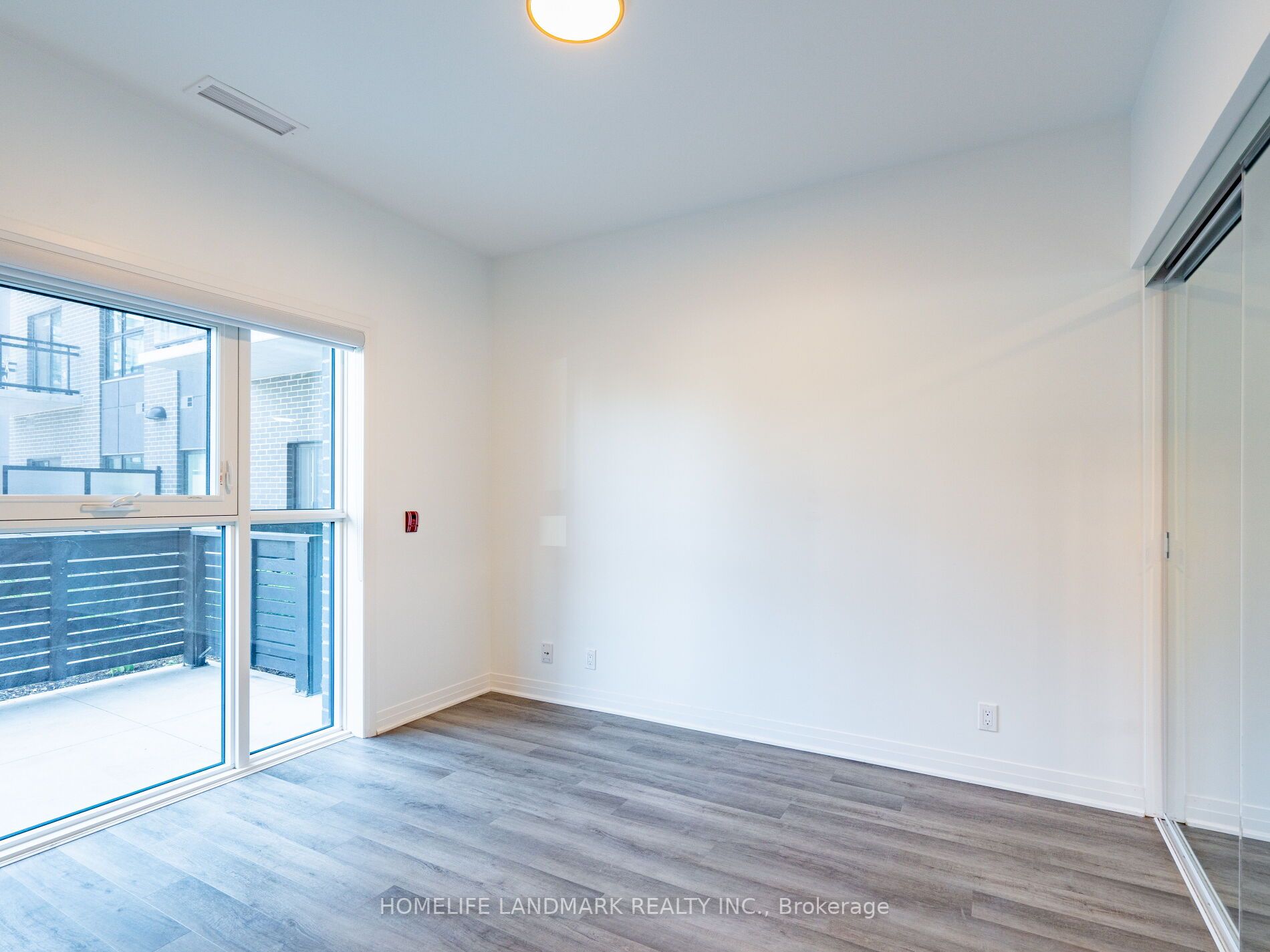 102 Grovewood Common, #135