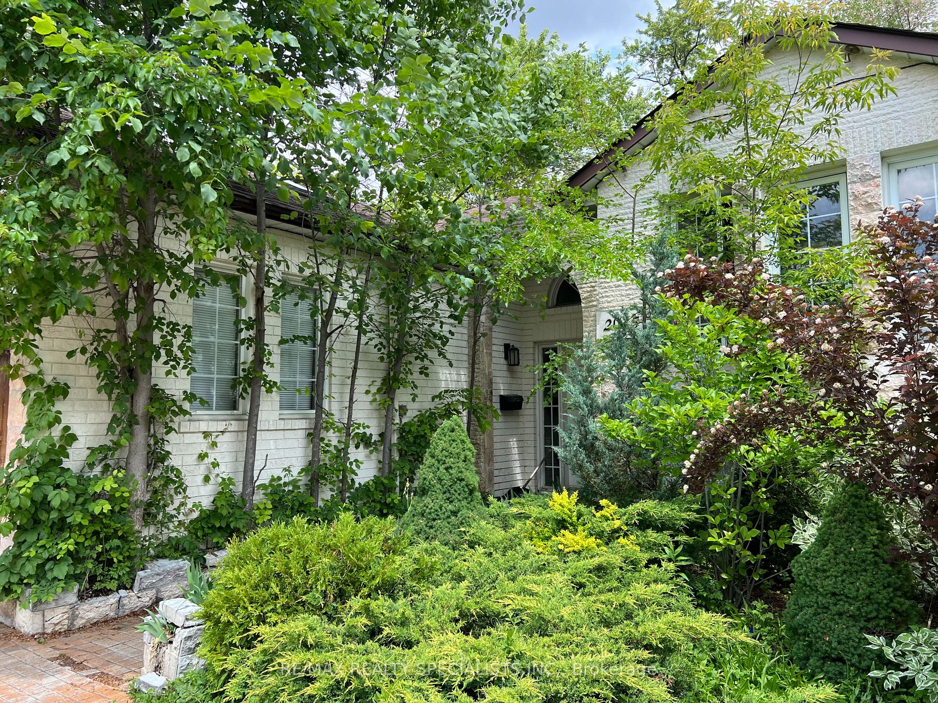 2045 Camilla Road