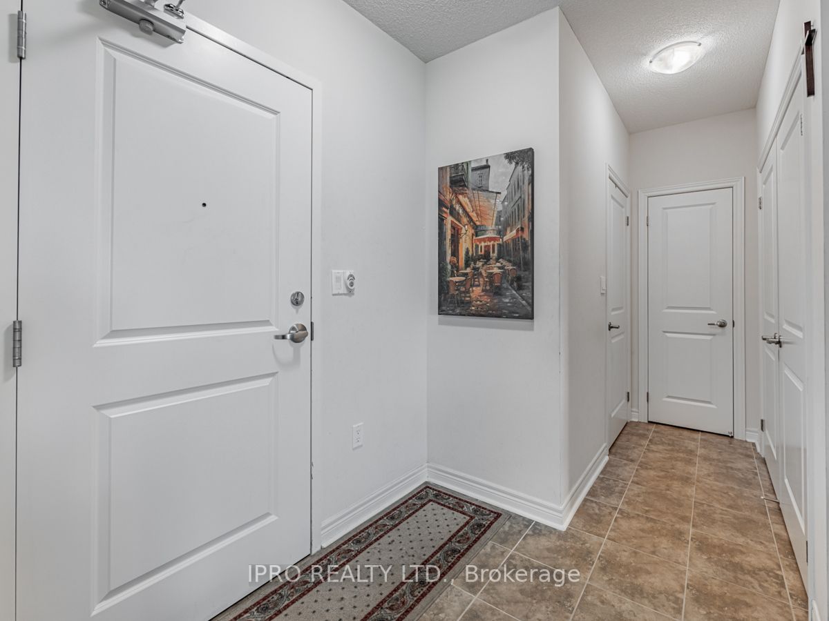 Listing W6656048 - Large Photo # 2