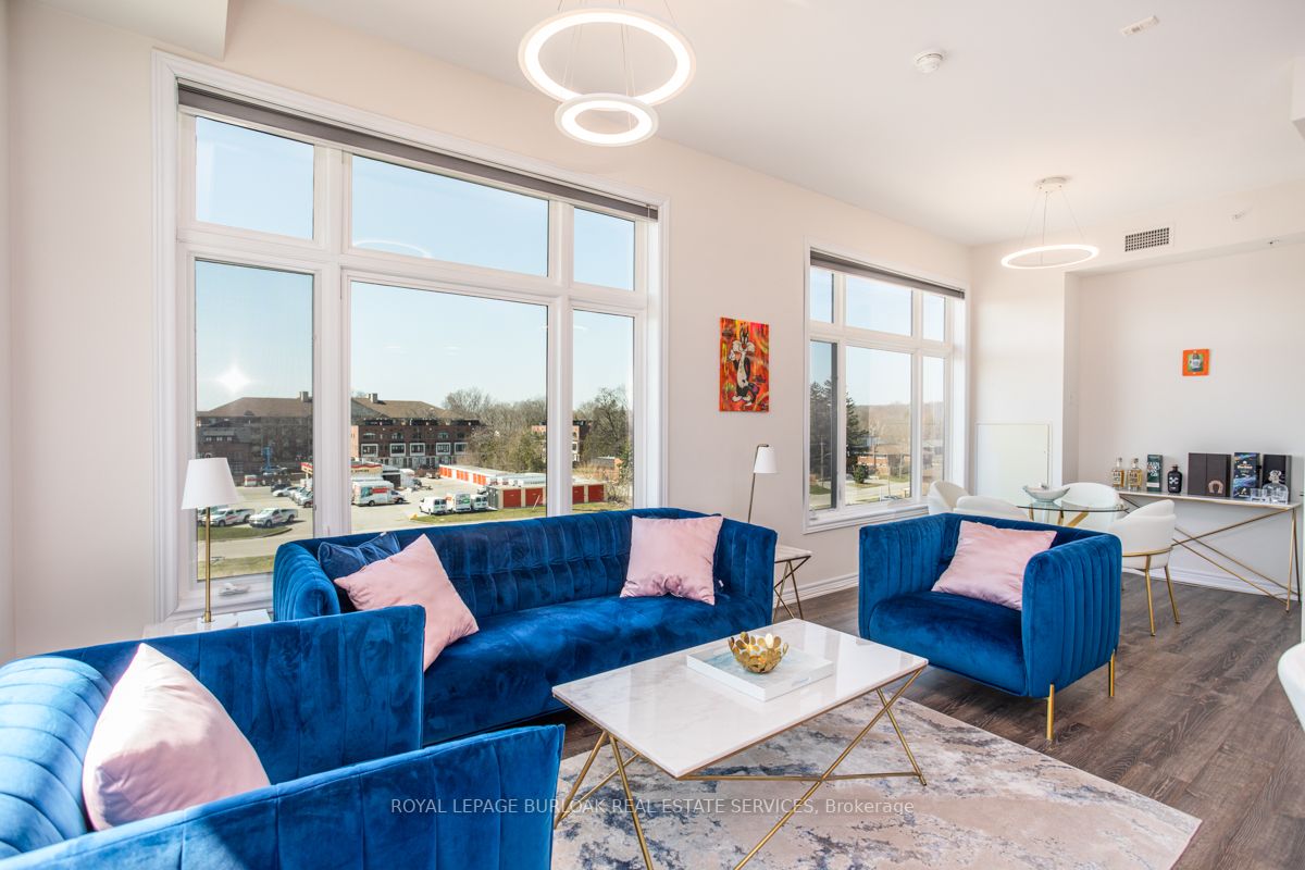 457 Plains Rd E, #405