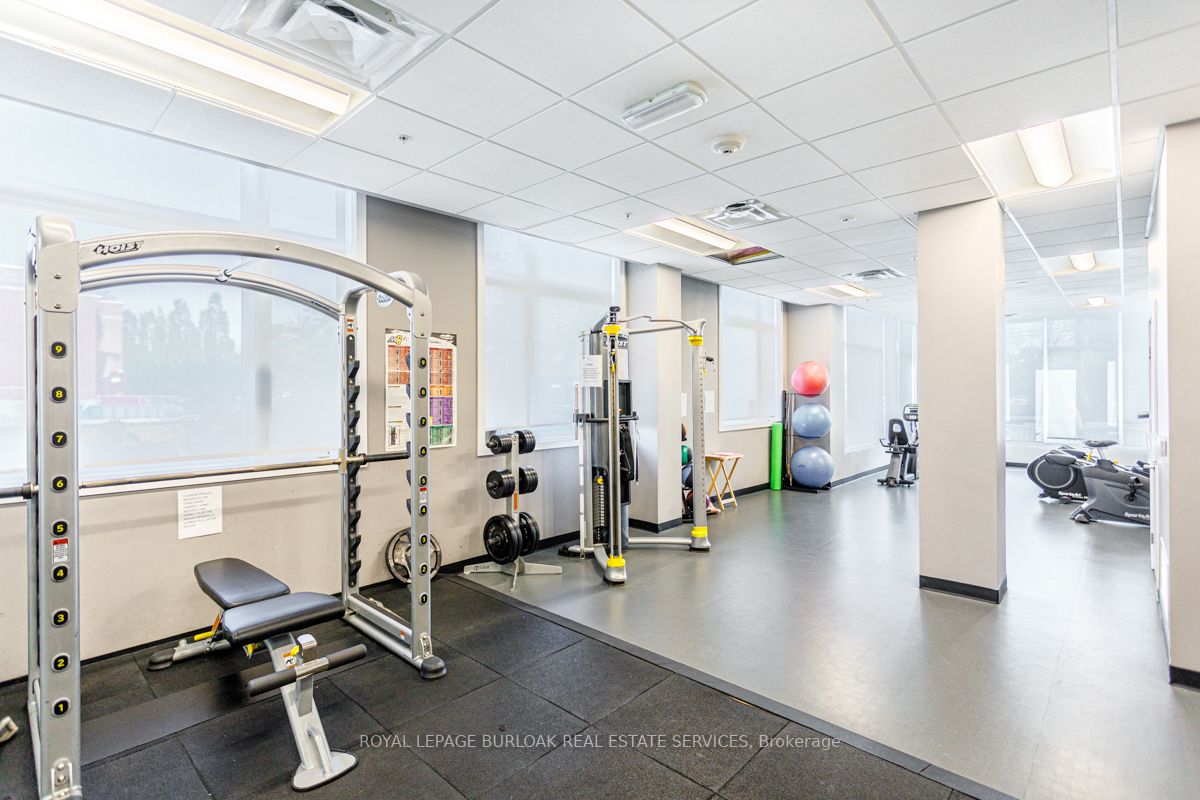 457 Plains Rd E, #405