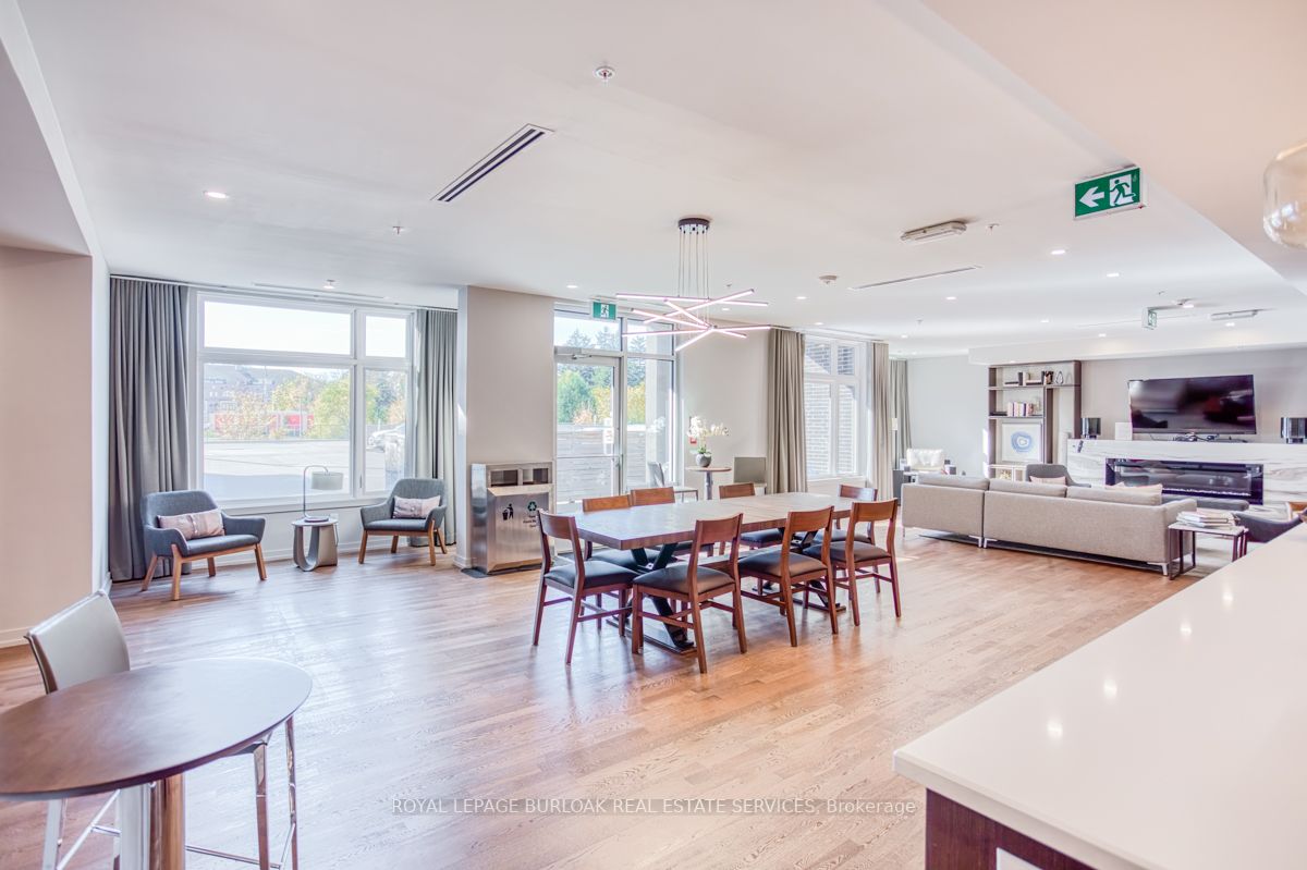 457 Plains Rd E, #405