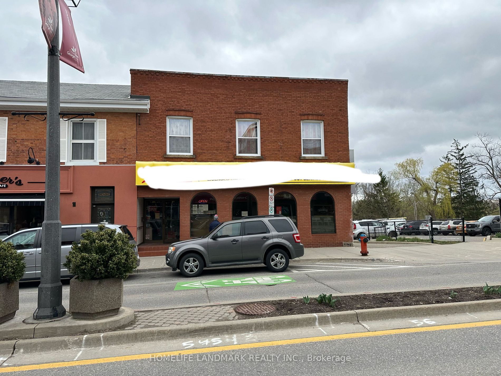 109 Main St S