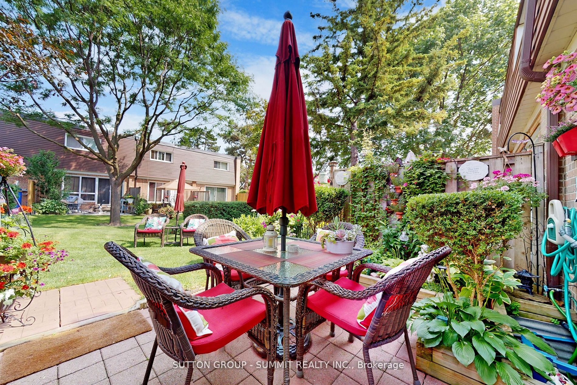 23 Tealham Dr, #28