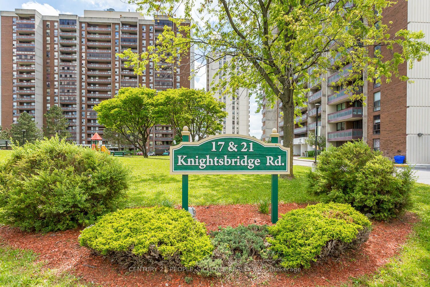 17 Knightsbridge Rd, #907