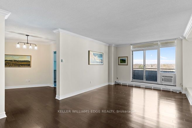 5250 Lakeshore Rd, #607