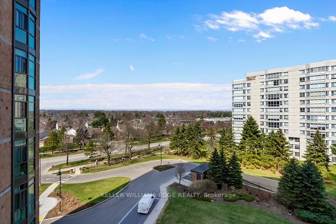 5250 Lakeshore Rd, #607