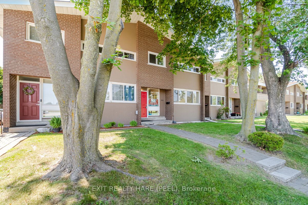 3246 The Credit Woodlands, #14