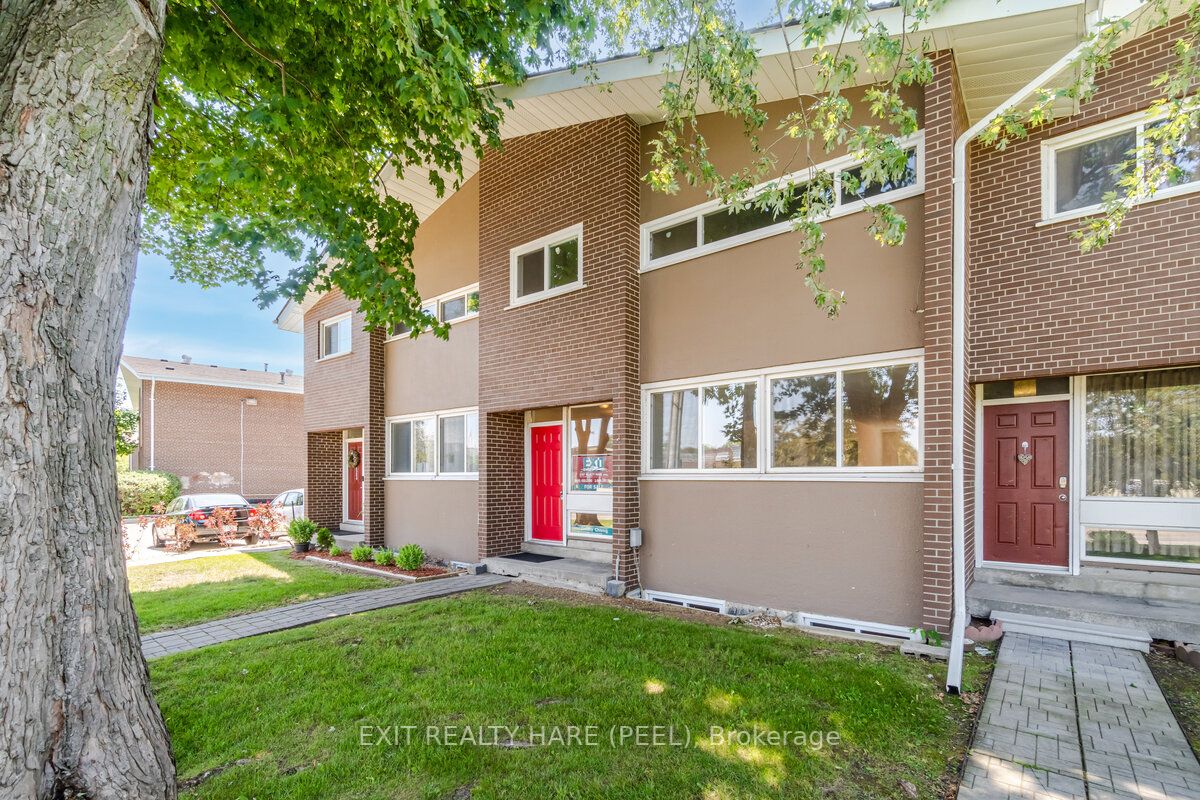 3246 The Credit Woodlands, #14