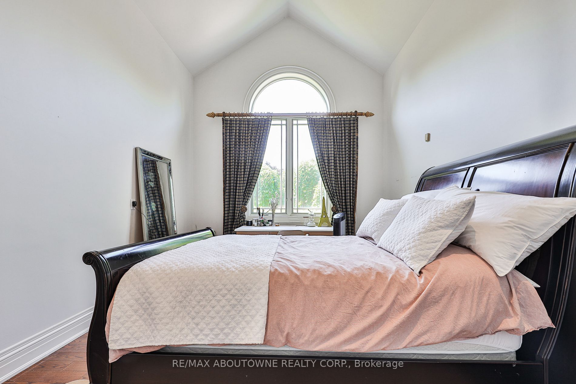 4217 Bridlepath Tr