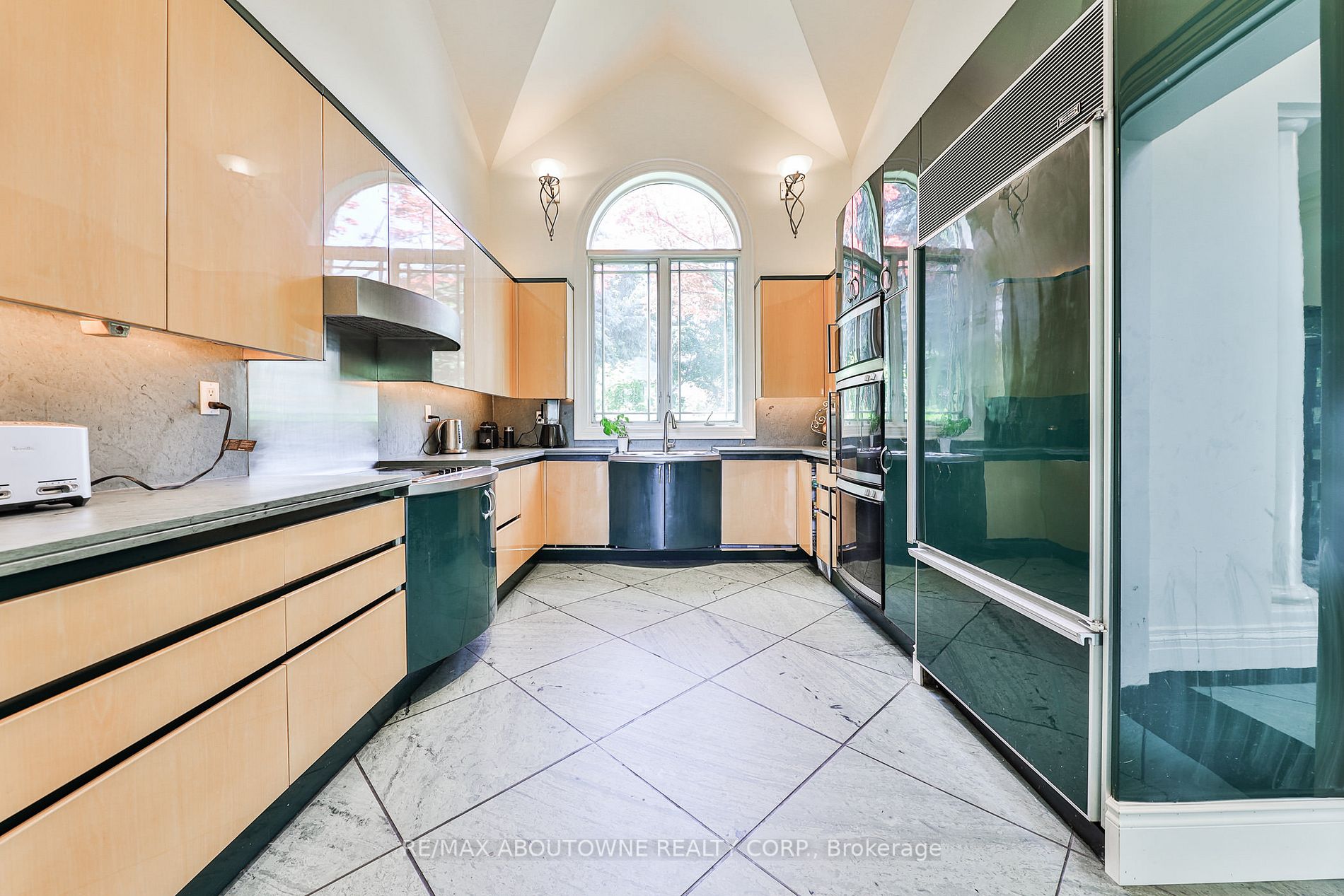 4217 Bridlepath Tr